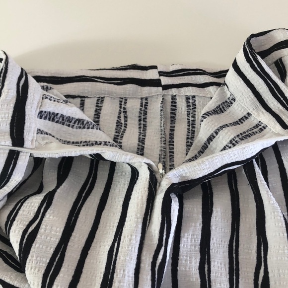 Lucid-Pink Belt Tie Pockets Shorts Medium - Picture 5 of 10